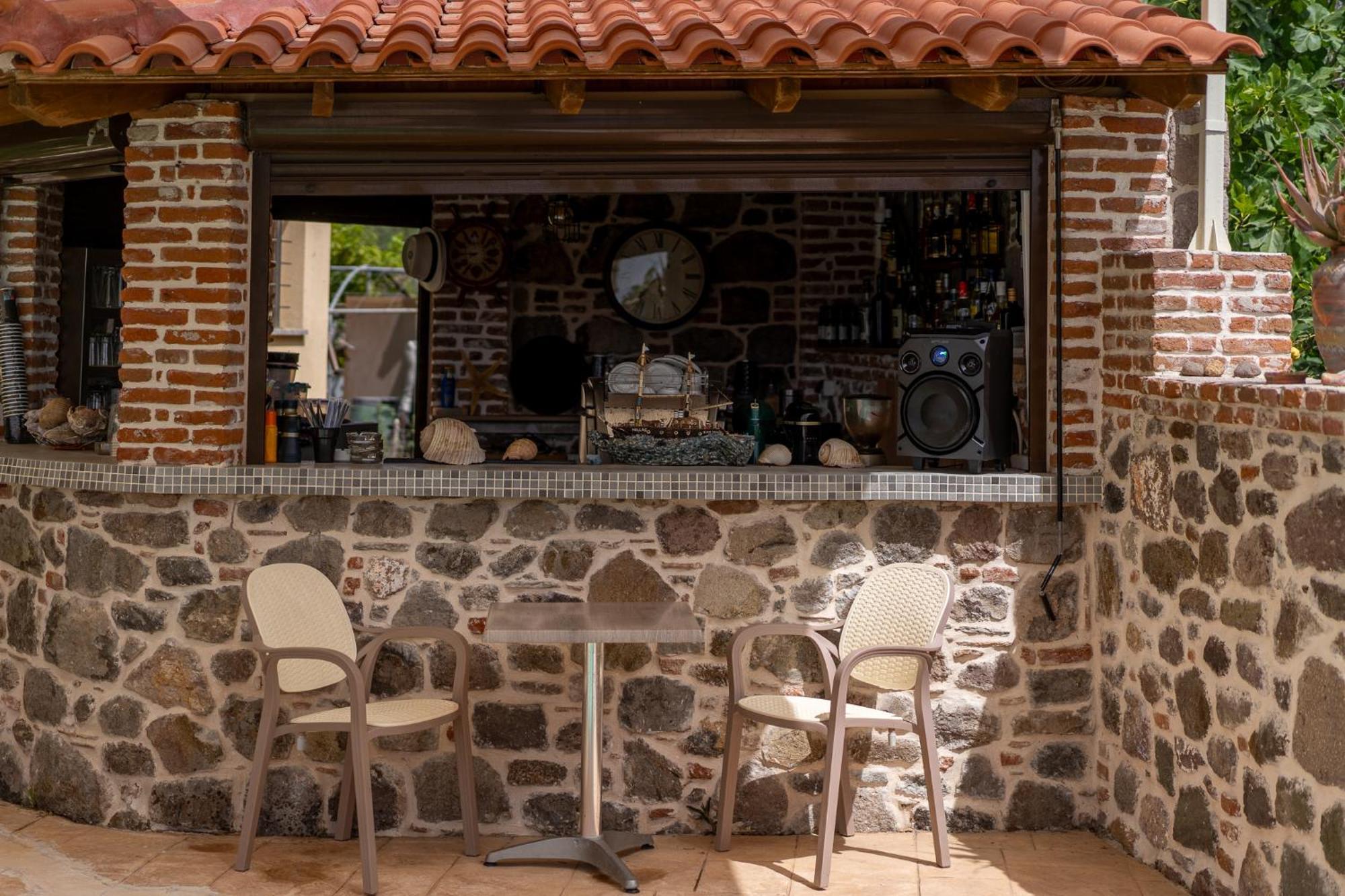 Palaiologou Panorama Apartments Mantamados Экстерьер фото